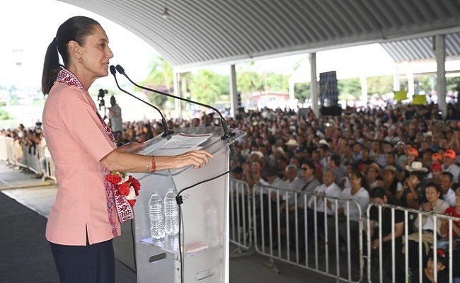 Presidenta Claudia Sheinbaum cierra inédita gira de rendición de cuentas por 31 estados / @Claudiashein @GobiernoMX >>>