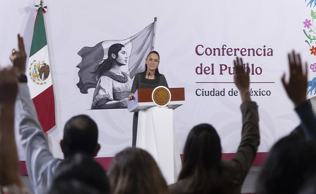 Claudia Sheinbaum celebra récord de exportaciones y crecimiento en la construcción / @Claudiashein @GobiernoMX >>>